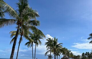 728 SE 19th Ave in Deerfield Beach, FL - Building Photo