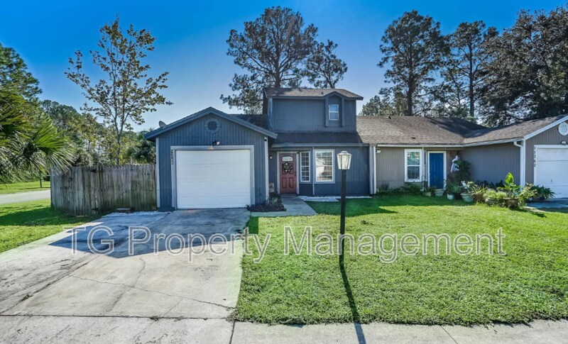 11766 White Horse Rd in Jacksonville, FL - Building Photo