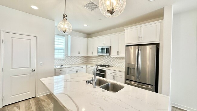 45127 Via Vela in Temecula, CA - Building Photo - Building Photo