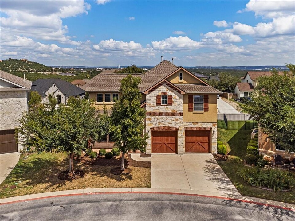 30 Green Terrace Cv in Austin, TX - Building Photo