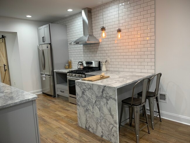 2309 Mifflin St in Philadelphia, PA - Building Photo - Building Photo