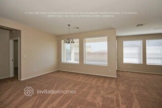 3021 W La Madre Way in North Las Vegas, NV - Building Photo - Building Photo