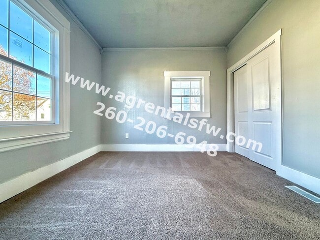 1915 Ellen Ave in Fort Wayne, IN - Building Photo - Building Photo