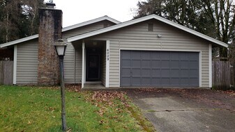 6009 16th Ave SE in Lacey, WA - Building Photo