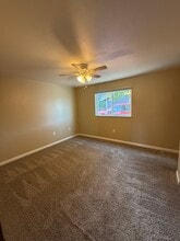 712 Avenue B, Unit D in Snohomish, WA - Foto de edificio - Building Photo