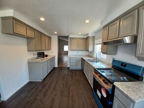 789 Hildale Cir in Vista, CA - Building Photo - Building Photo