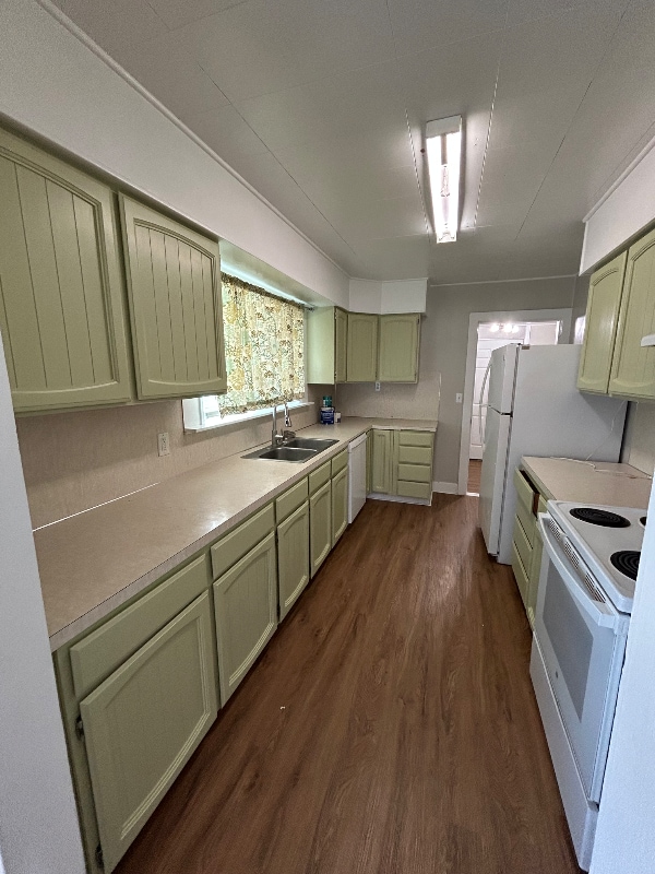 5024 SE Jetty Ave in Lincoln City, OR - Building Photo - Building Photo