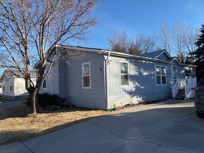 property at 18 Sunlight Ave