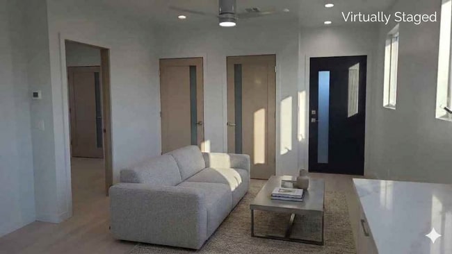 3355 Virginia Ave, Unit #B in Santa Monica, CA - Foto de edificio - Building Photo