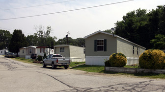 Featherstone Mobile Home Community Apartments