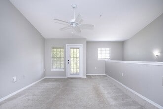 8905 Manor Loop in Lakewood Ranch, FL - Building Photo - Building Photo