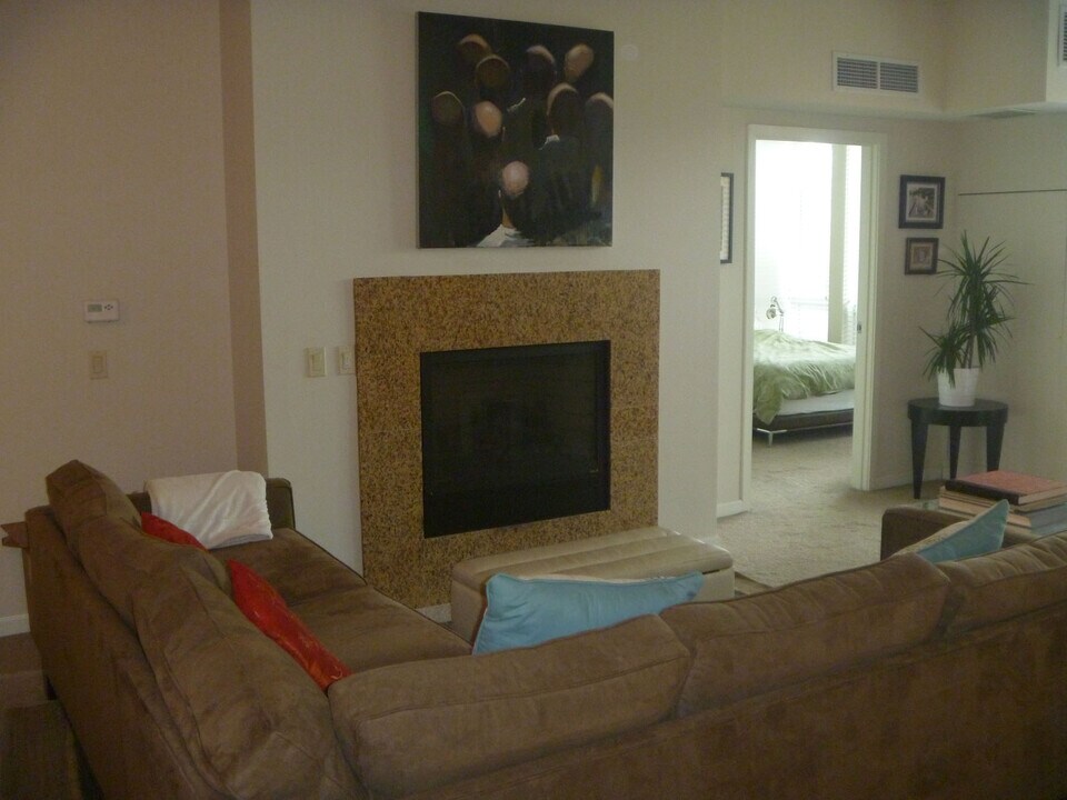 1620 NE Broadway St, Unit 306 in Portland, OR - Foto de edificio