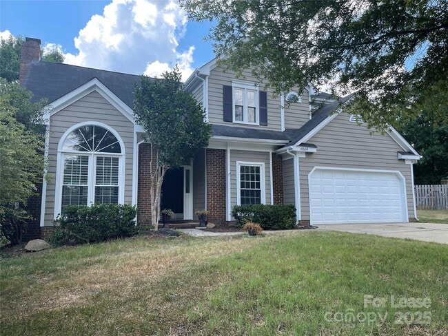 8509 Netherfield Ct in Charlotte, NC - Building Photo - Building Photo