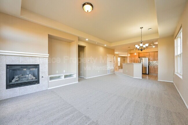 2230 S Vaughn Way in Aurora, CO - Building Photo - Building Photo