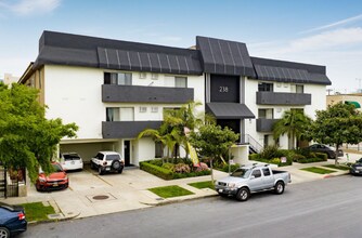 238 Serrano Ave in Los Angeles, CA - Building Photo - Building Photo