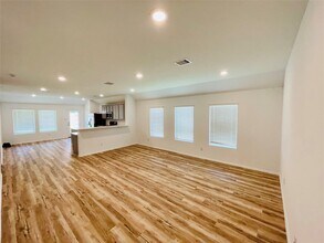 5523 Knox Lndg Dr in Rosenberg, TX - Building Photo - Building Photo