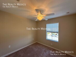 272 Carina Cir in Sanford, FL - Building Photo - Building Photo