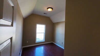 80 Clay Hills Dr in Oakland, TN - Building Photo - Building Photo