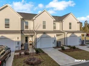 10336 Guardian Dr in Charlotte, NC - Building Photo - Building Photo