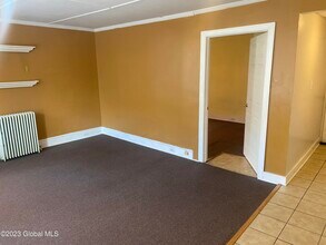 60 Court St in Saratoga Springs, NY - Building Photo - Building Photo