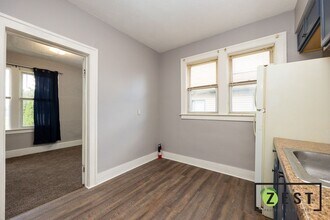 90 Catherine St-Unit -Unit 1 in River Rouge, MI - Building Photo - Building Photo