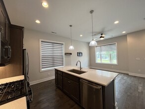 510 Vernon Cir in Nashville, TN - Building Photo - Building Photo