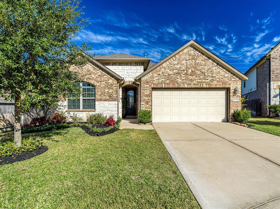 14106 Pinebrook Thistle Ct in Cypress, TX - Building Photo