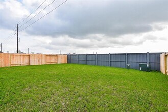 7503 Fierce Friesian Ln in Rosharon, TX - Building Photo - Building Photo