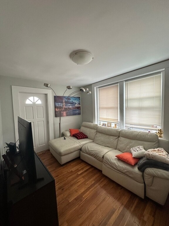 972-974 Saratoga St-Unit -6 in Boston, MA - Foto de edificio - Building Photo