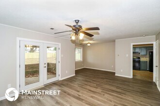 6407 Easthampton Cove in Memphis, TN - Foto de edificio - Building Photo