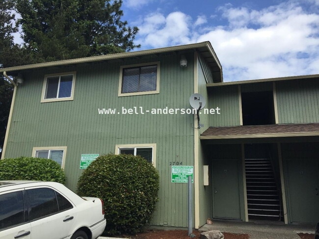 property at 2704 S 256th Pl