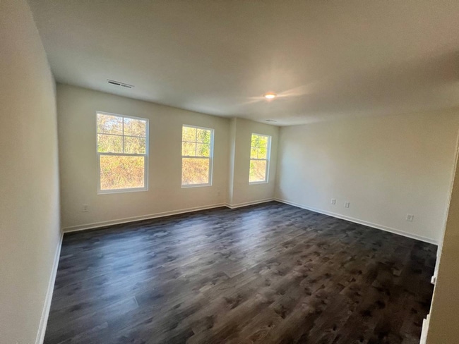 1064 W Bank St in Winston-Salem, NC - Building Photo - Building Photo