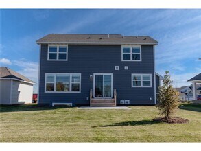 10226 Arrowwood Path in Woodbury, MN - Building Photo - Building Photo