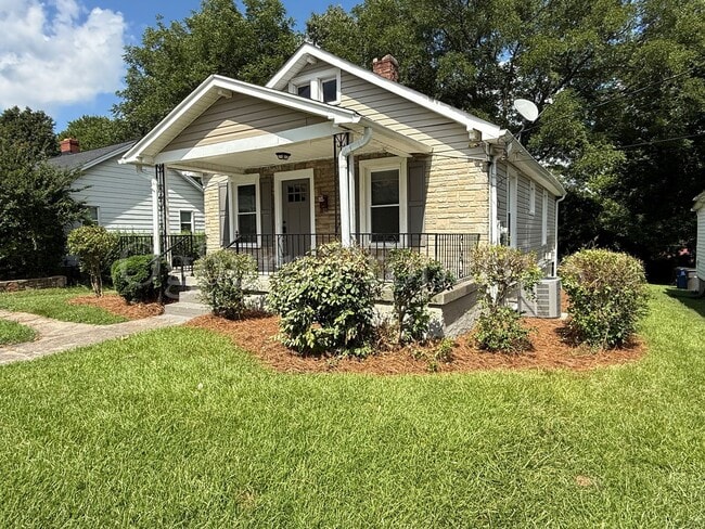 property at 1607 Thurmond St