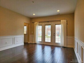 5643 Arbor Chase Dr in Ann Arbor, MI - Building Photo - Building Photo
