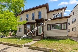 125 Eastern Ave SE in Grand Rapids, MI - Building Photo - Building Photo