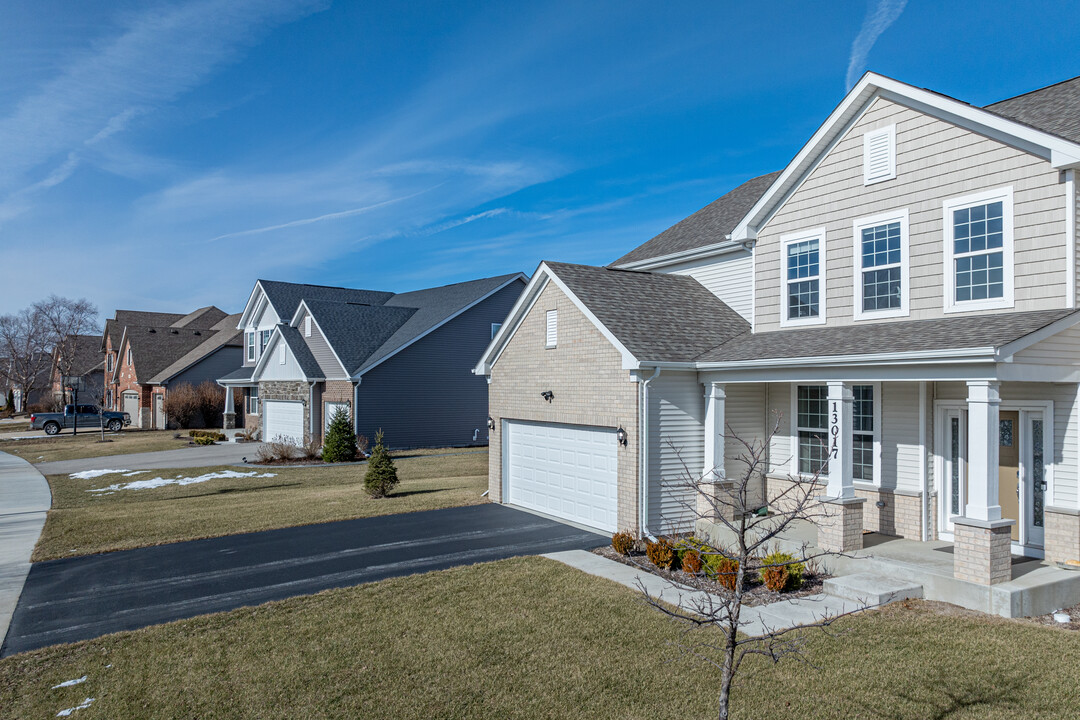 Grande Parke in Plainfield, IL - Building Photo