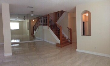 2279 Shoma Dr in Wellington, FL - Building Photo - Building Photo