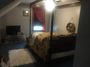 4950 Elm St in North Rose, NY - Foto de edificio - Building Photo