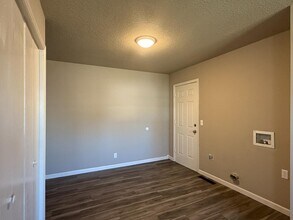 2416 Haskell St in Wichita, KS - Building Photo - Building Photo