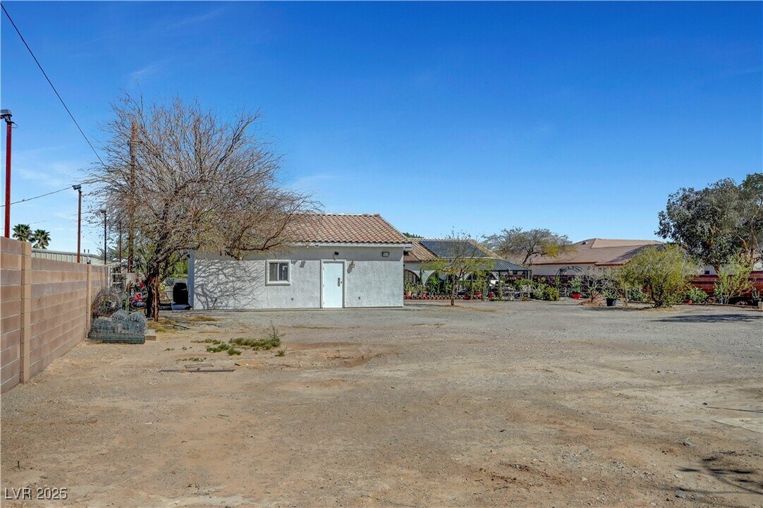 8365 Haven St in Las Vegas, NV - Building Photo