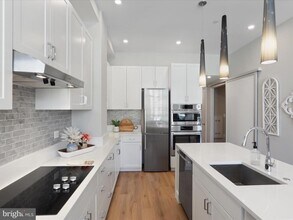 801 N Fairfax St in Alexandria, VA - Building Photo - Building Photo