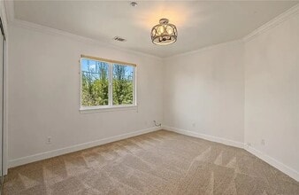 720 Islay St in San Luis Obispo, CA - Building Photo - Building Photo