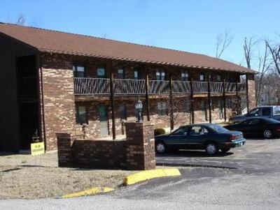 Schackleford Apartments in Marshfield, MO - Building Photo