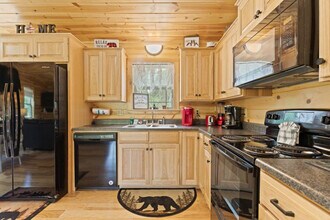 1150 Pinyon Cir in Pigeon Forge, TN - Building Photo - Building Photo