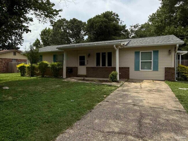 790 Deedra Ave in Pensacola, FL - Building Photo - Building Photo