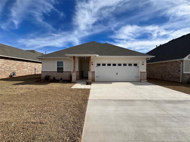 12416 Aldrin Wy in Edmond, OK - Building Photo - Building Photo
