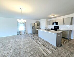 4928 Abbington Oaks Wy in Southport, NC - Building Photo - Building Photo