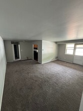 3241 Hulmeville Rd in Bensalem, PA - Building Photo - Building Photo