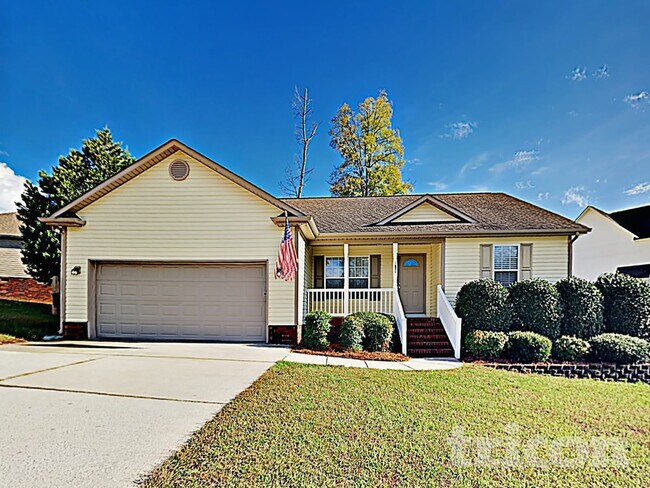 1670 Red Bird Cir SE in Concord, NC - Foto de edificio - Building Photo